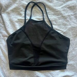 Black cropped going out top - Small